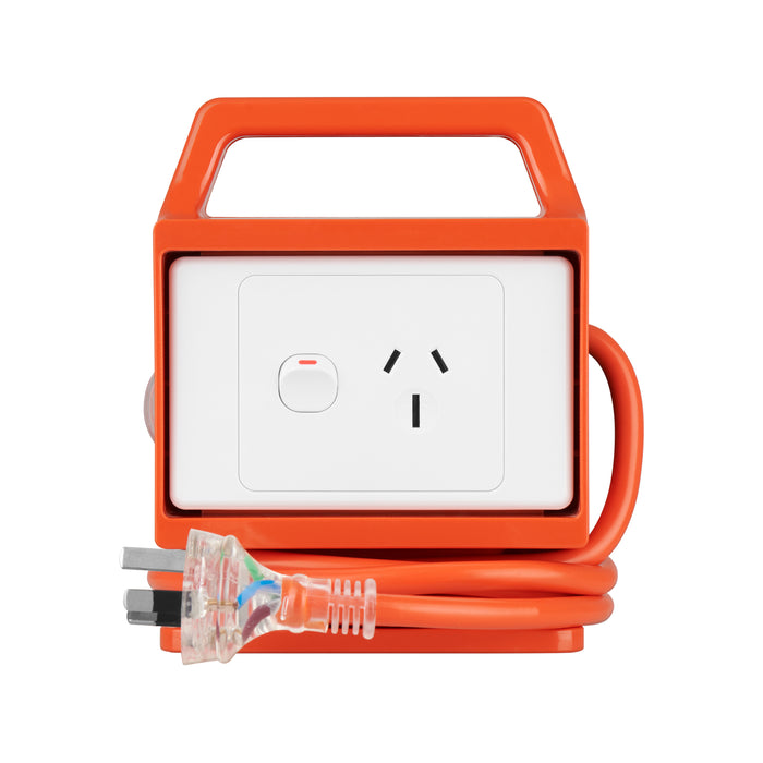Arlec 10A To 15A Single Outlet Power Adaptor